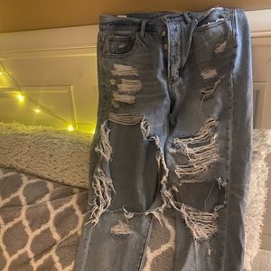 AE Boyfriend jeans